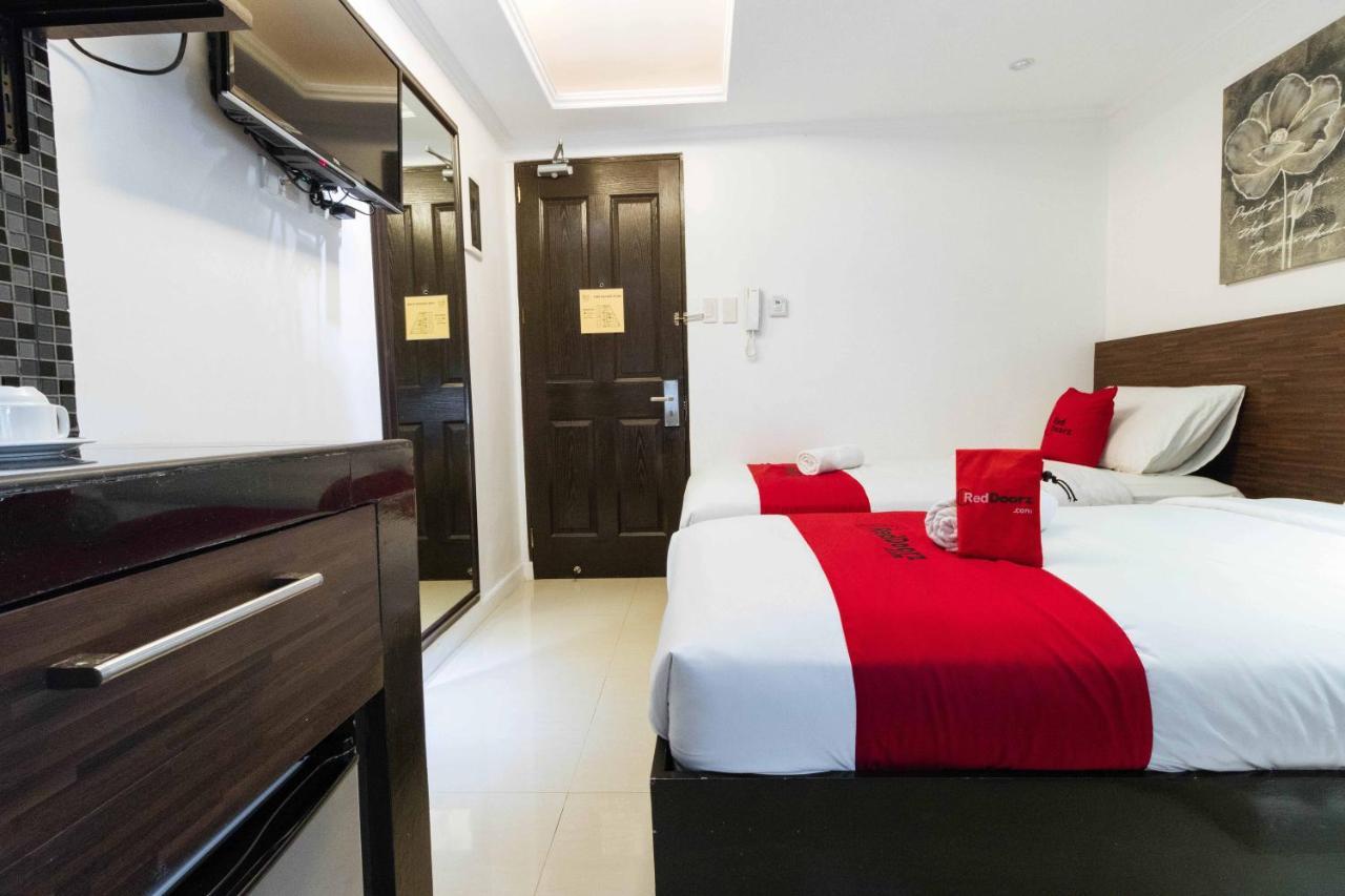 Reddoorz Plus @ Poblacion Makati Makati City Exteriér fotografie